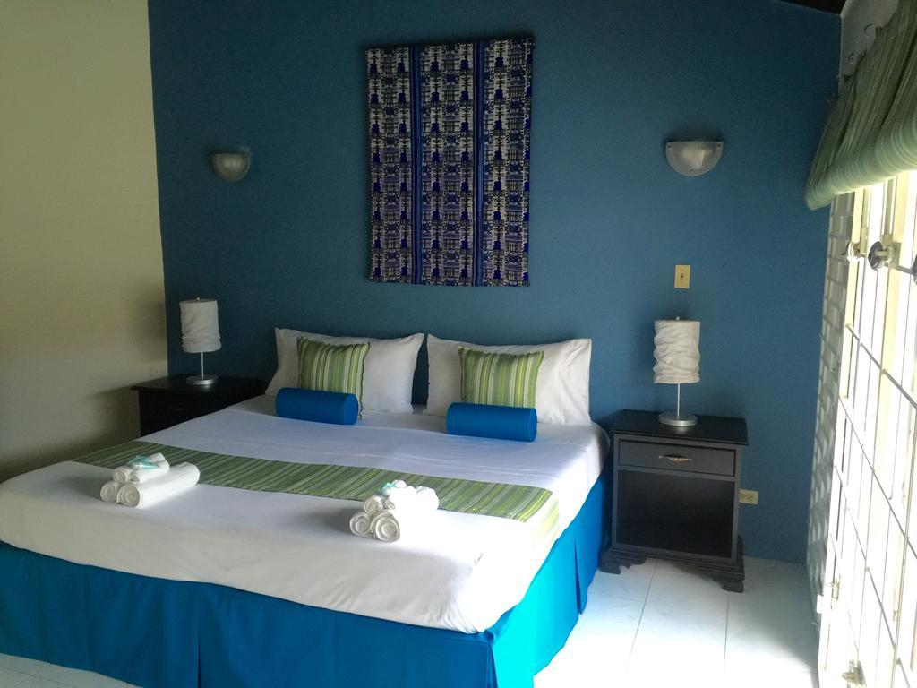 La Casa Feliz Hotel Montego Bay Esterno foto
