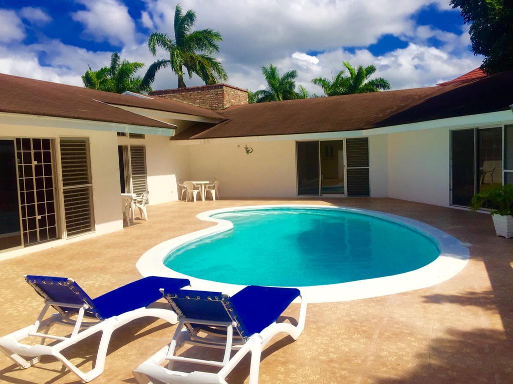La Casa Feliz Hotel Montego Bay Esterno foto